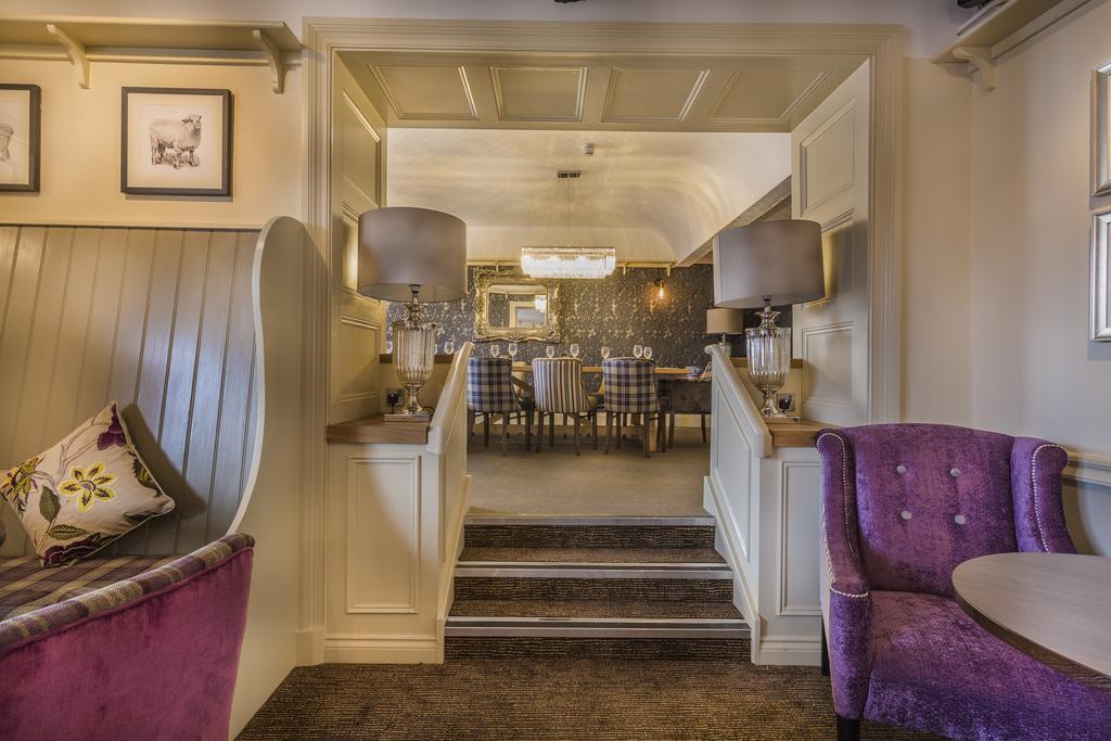 The Golden Fleece Hotel, Thirsk, North Yorkshire Extérieur photo
