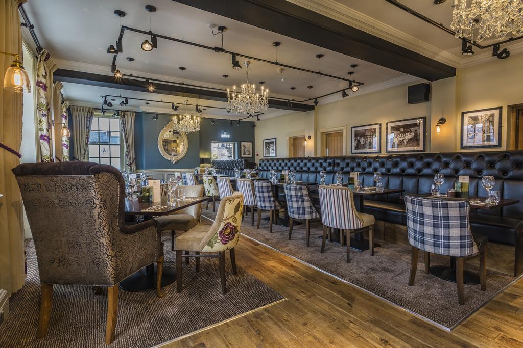 The Golden Fleece Hotel, Thirsk, North Yorkshire Extérieur photo