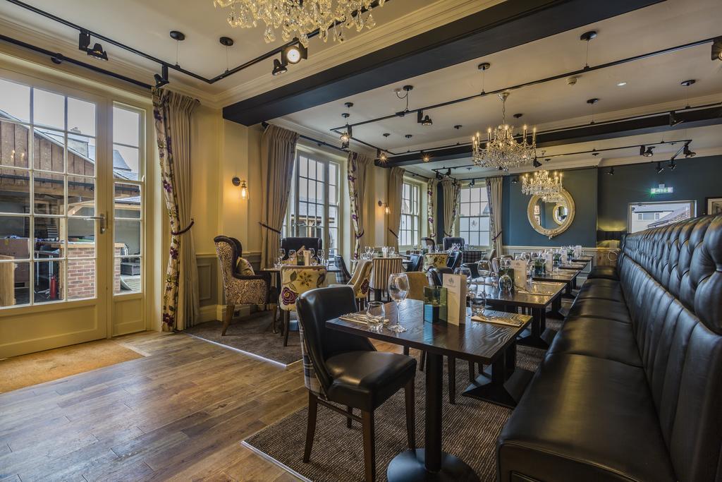 The Golden Fleece Hotel, Thirsk, North Yorkshire Extérieur photo