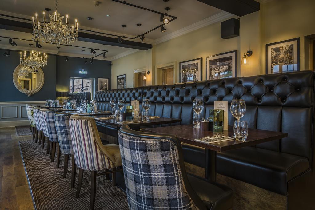 The Golden Fleece Hotel, Thirsk, North Yorkshire Extérieur photo