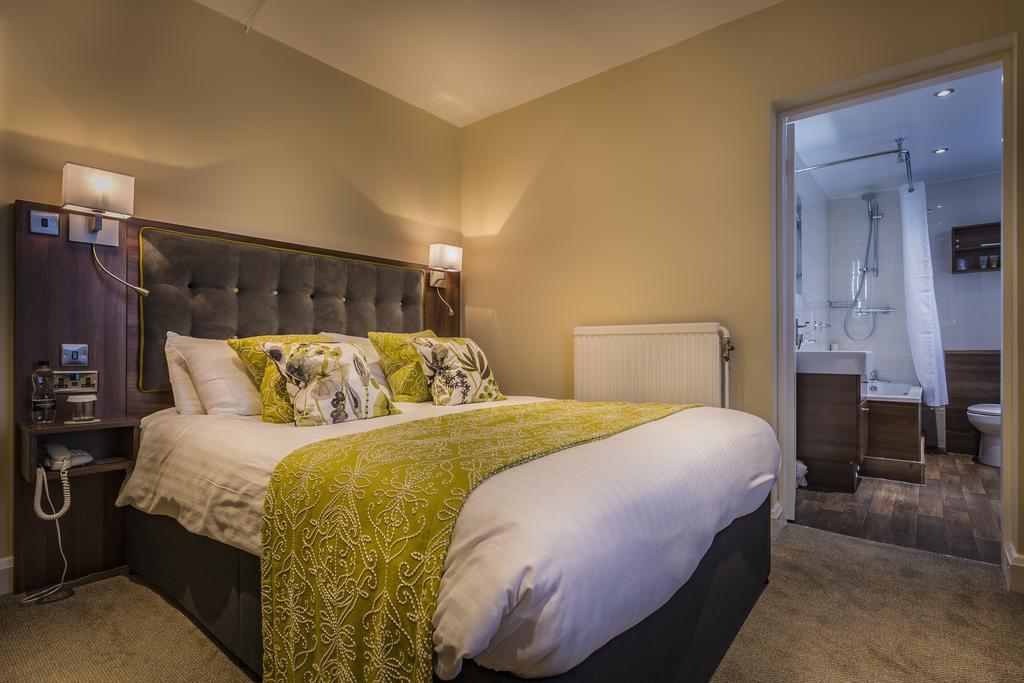 The Golden Fleece Hotel, Thirsk, North Yorkshire Extérieur photo