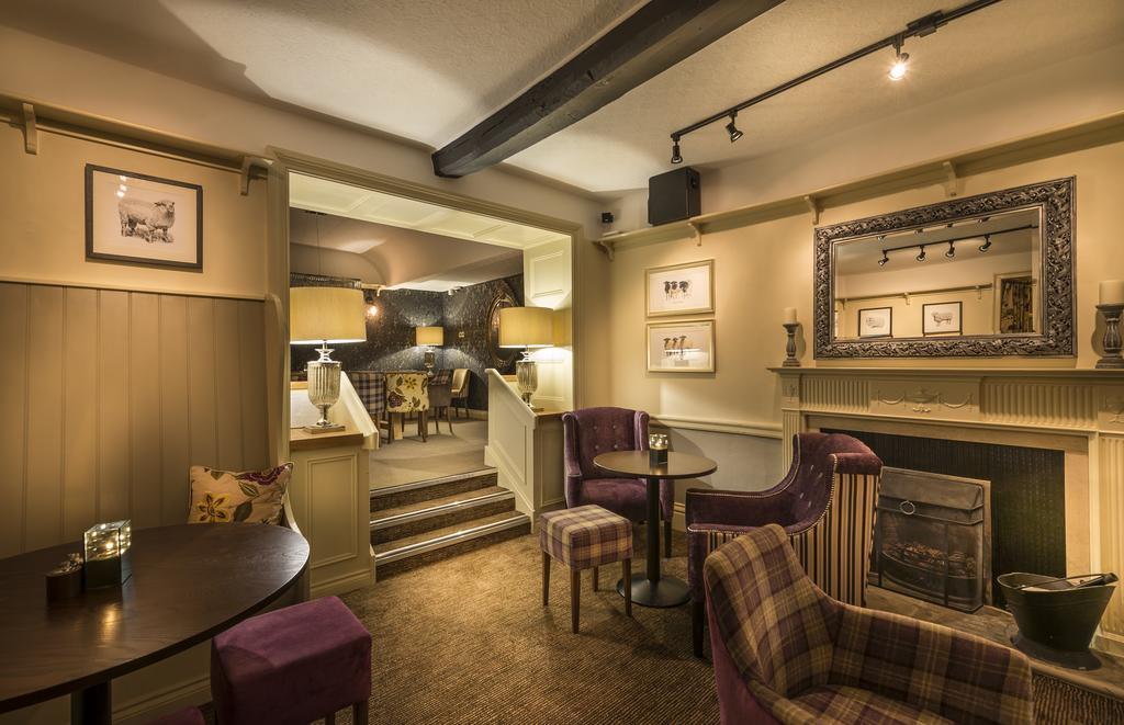The Golden Fleece Hotel, Thirsk, North Yorkshire Extérieur photo